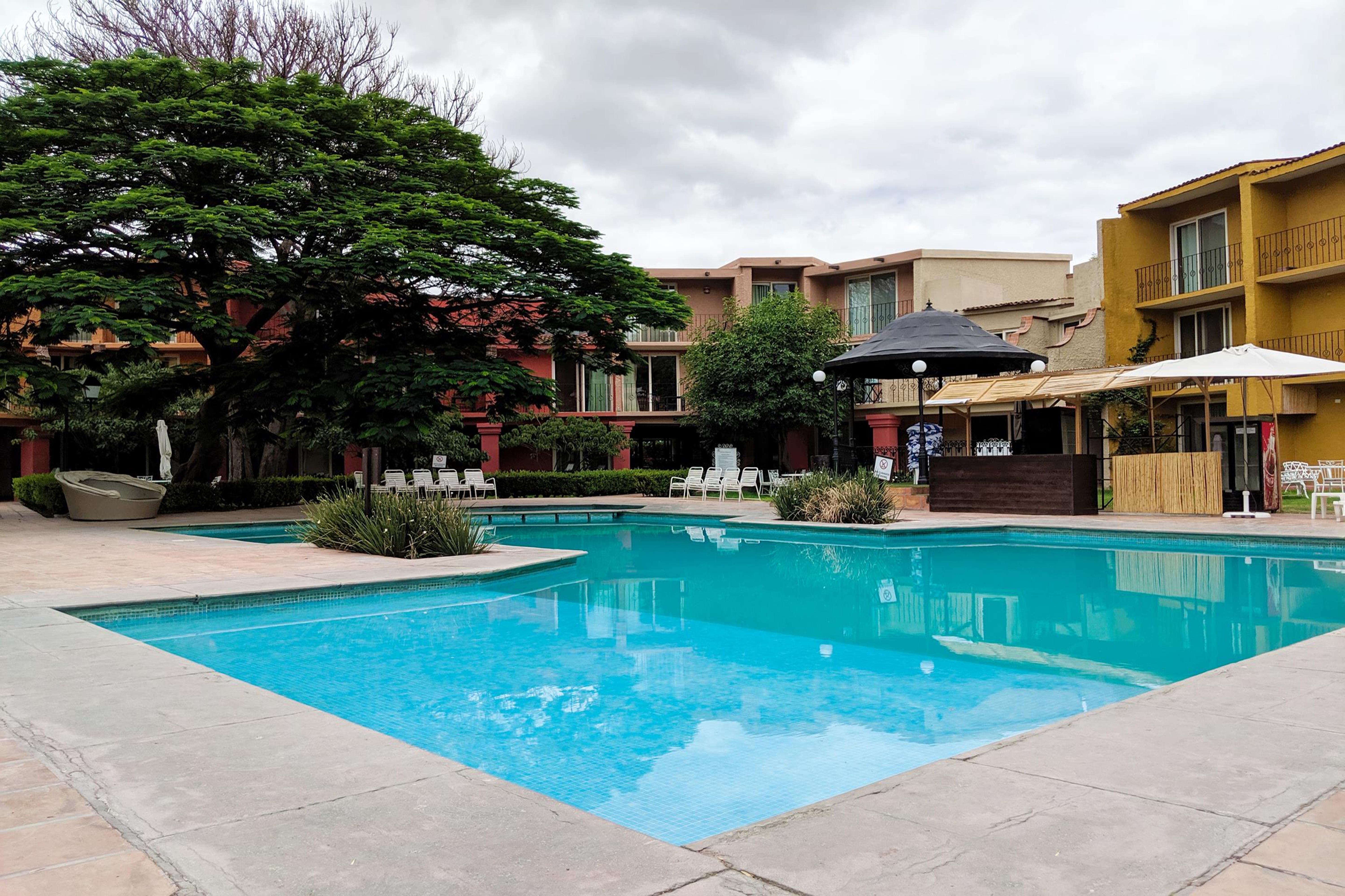 Real De Minas San Miguel De Allende Extérieur photo The pool at the hotel
